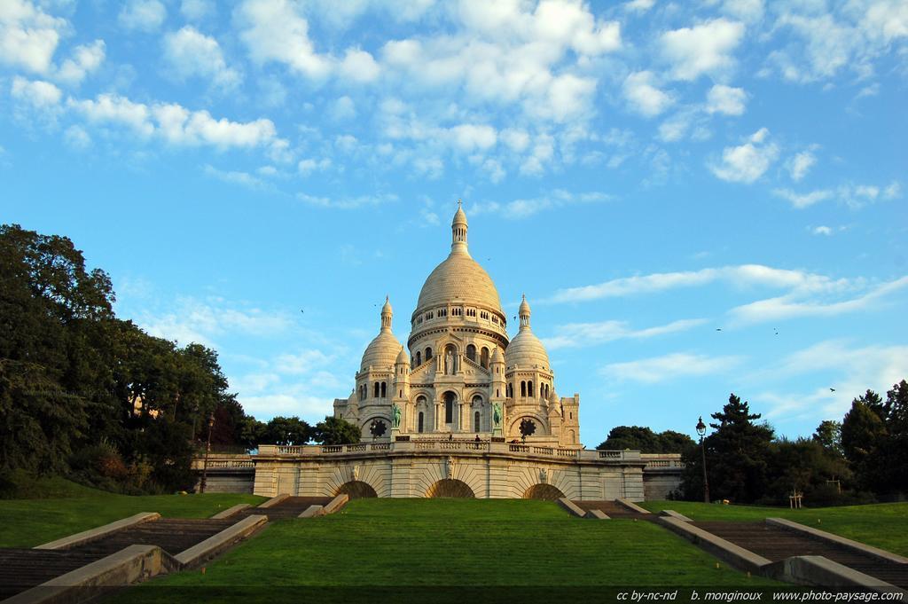 โรงแรมเมอร์เคียว ปารีส แซ็งตวน Saint-Ouen  ภายนอก รูปภาพ